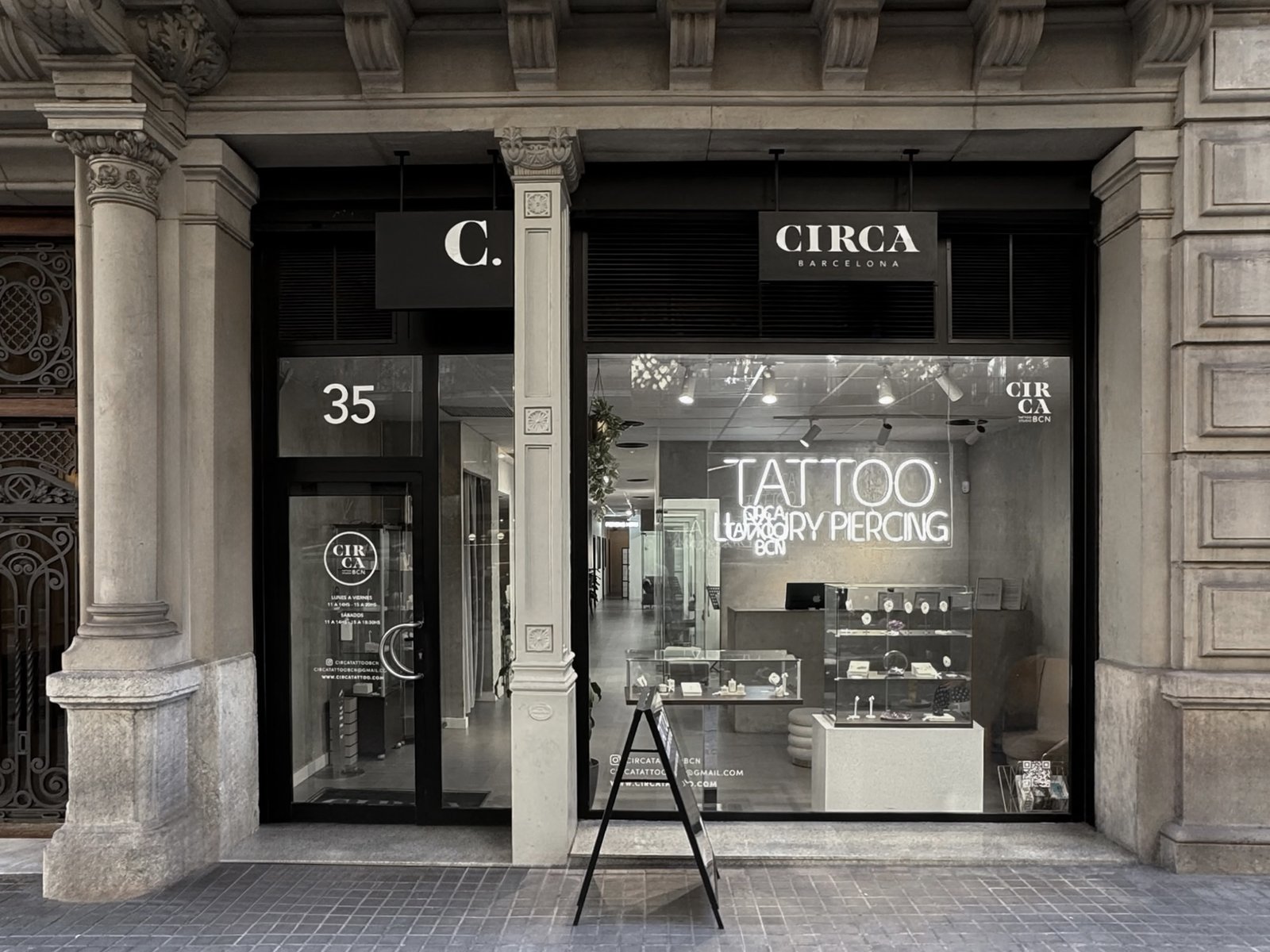 Circa tattoo and piercing studio at Carrer del Bruc 35, Barcelona