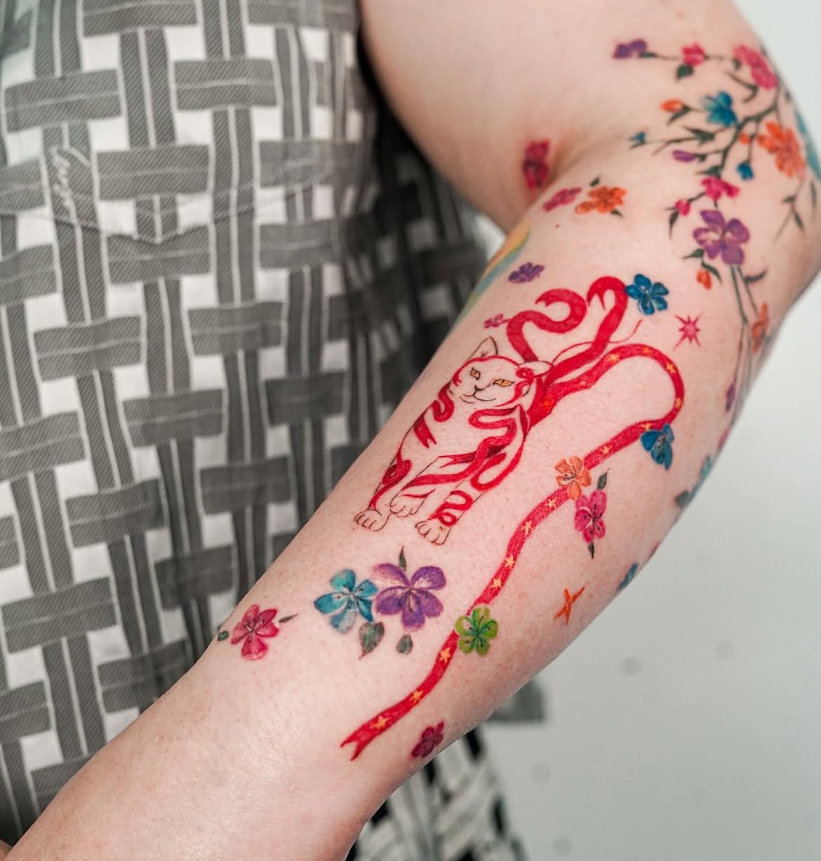 Tatuaje a color en Barcelona - Circa Tattoo BCN