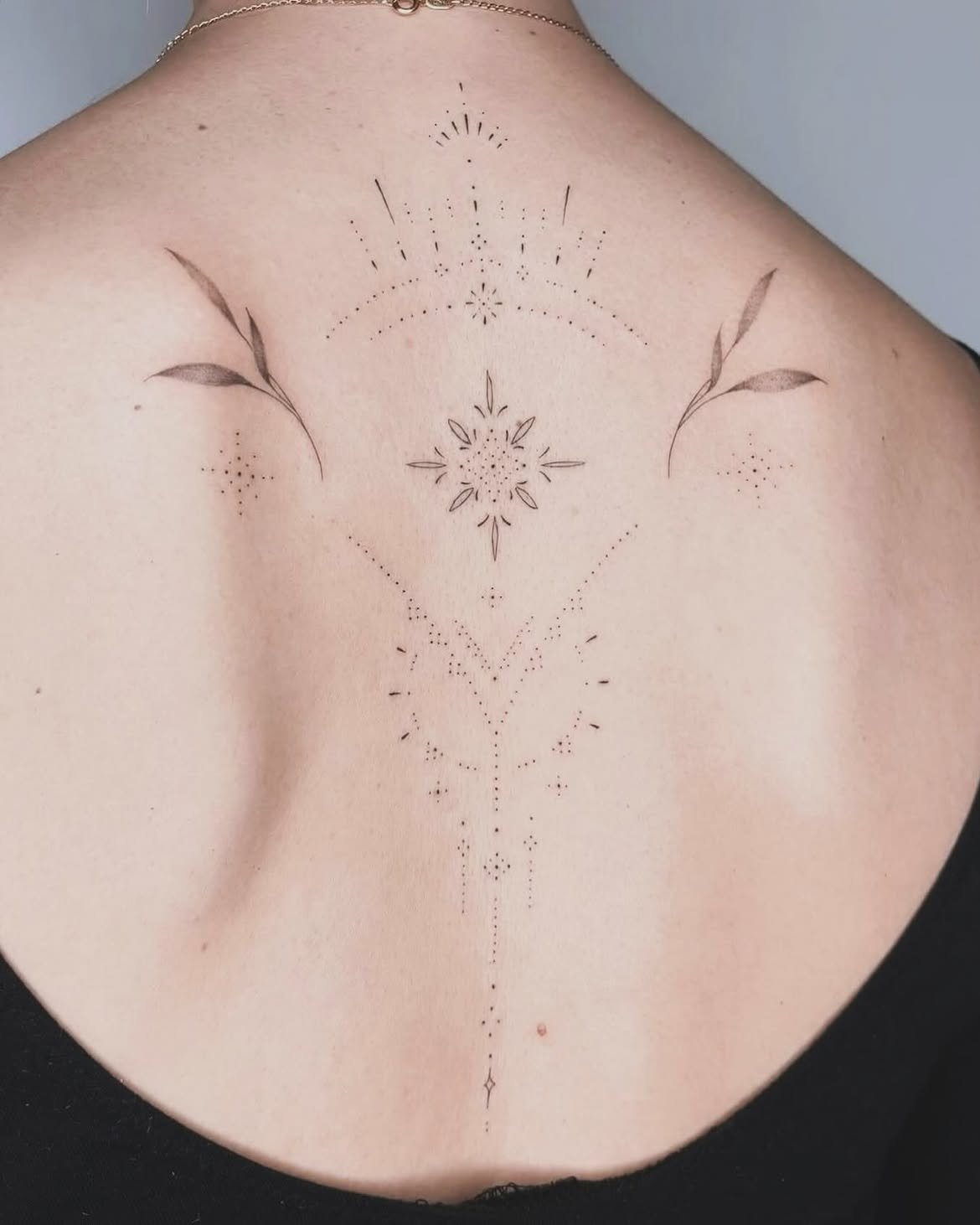 Tatuaje fine line en Barcelona - Circa Tattoo BCN