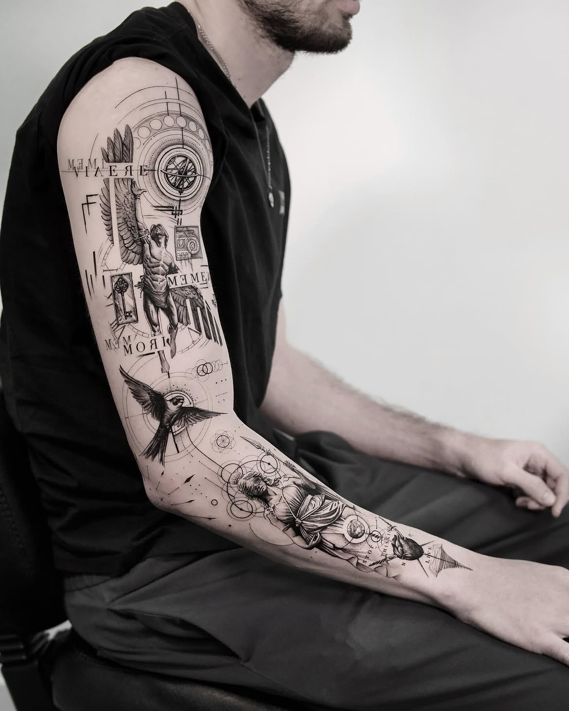 Tatuaje de microrealismo en Barcelona - Circa Tattoo BCN